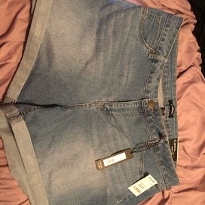 Women’s jean shorts